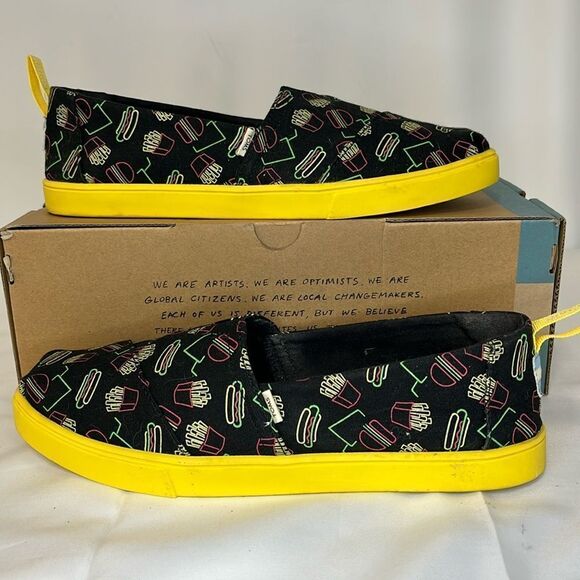 TOMS LATE NIGHTT FOOD PRINT WOMENS SHOES FTL-01-078 - Picture 1 of 8
